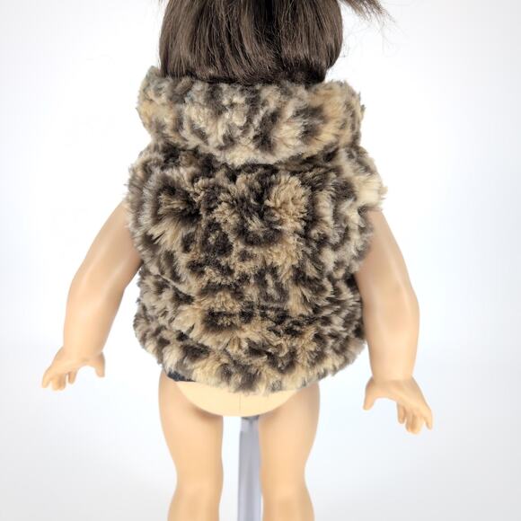 Unbranded Faux Fur Fuzzy Cheetah Vest / Sleeveless Winter Coat for 18" Dolls GUC - Picture 3 of 11